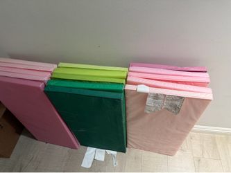 IKEA PLUFSIG Folding gym mat