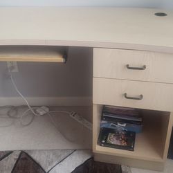Computer desk