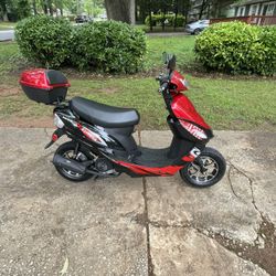 2025 Moped
