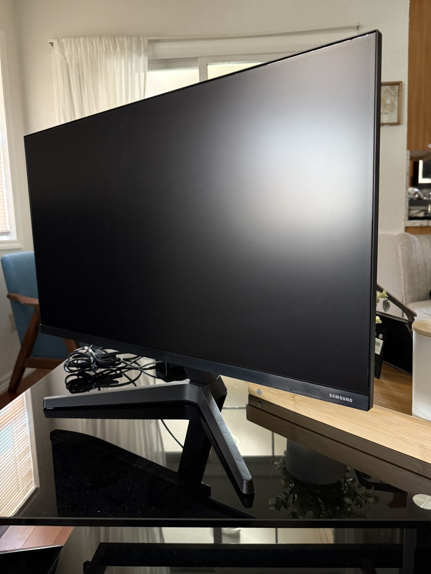 27” Samsung monitor