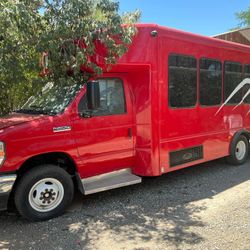 2023 Ford E-350