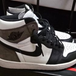 AIR JORDAN 1 MOCHA 