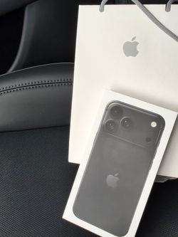 Apple iPhone 18 pro max 256gb unlocked black brand new sealed box