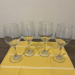 Wine Glasses 
