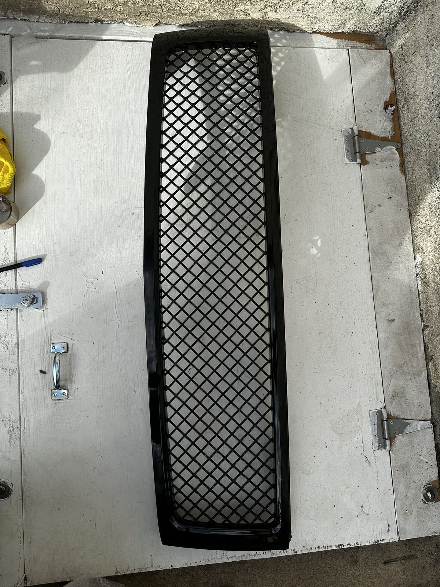 Chevy Silverado 1500 grill year 2007/2013