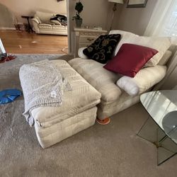Couch set