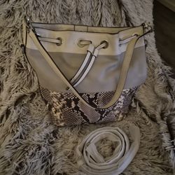 Michael Kors Barrel Bag