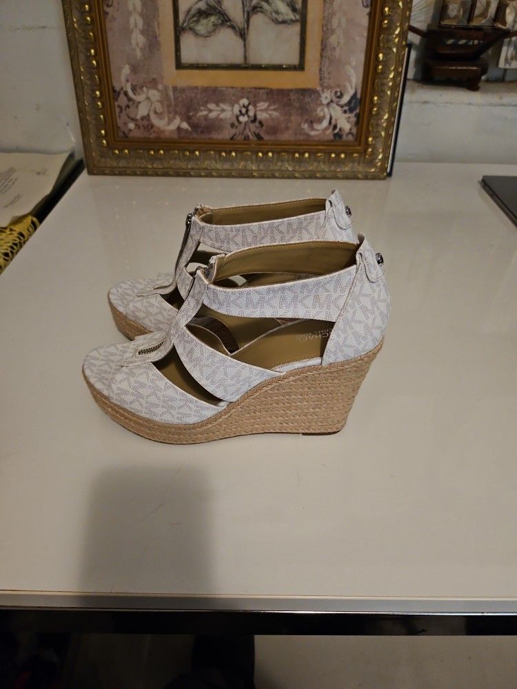 Micheal Kors White Wedge Size 9