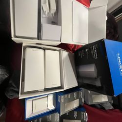 Linksys Home WiFi/ WiFi Plug In Extension 