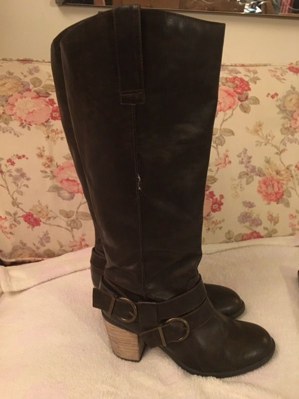 Tall Dark Brown size 91/2M