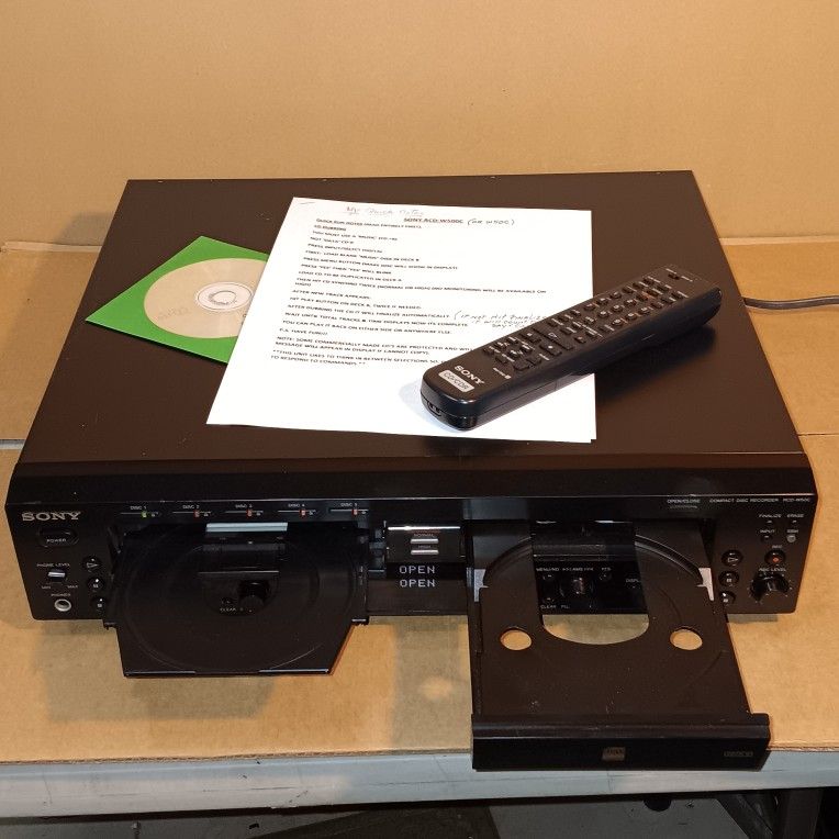 Sony RDD-W50C CD Recorder 5 Disc +1, new belts