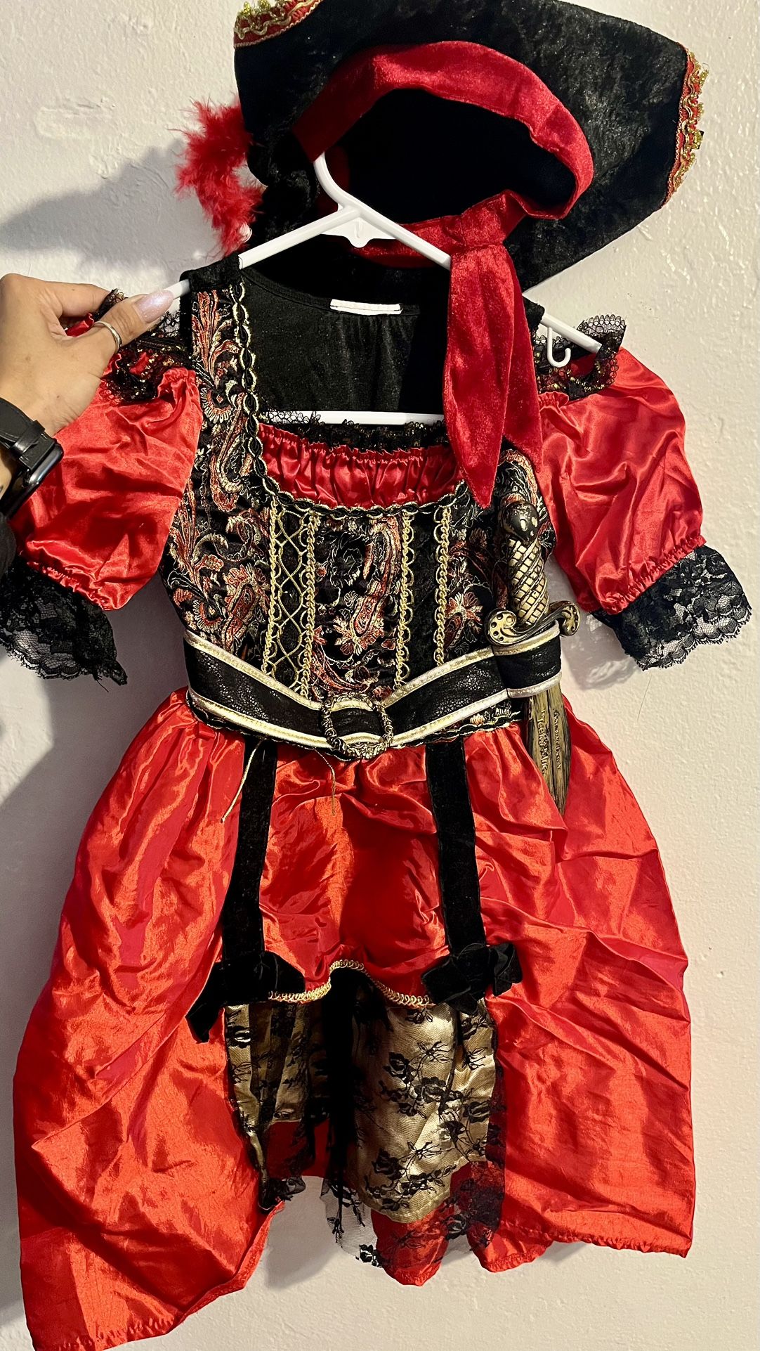 Girl Pirate Costume