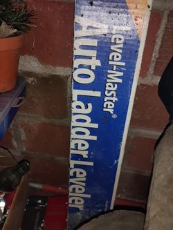 The Lovemaster Auto Ladder Leveler