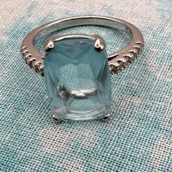 544-RPA Size 6 or 7 Emerald Aqua Blue Color Type Inlaid Setting