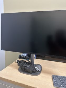 HP Omnistudio X All-in-One Desktop 27 -cs1