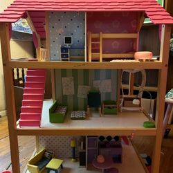Dollhouse 2024 on wheels