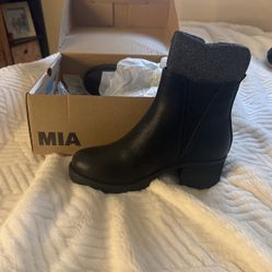 MIA booties 