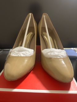 Coach Nala Patent Pumps – Cappuccino – Size 8.5 – with Box