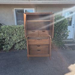 Dresser Old School Antique 