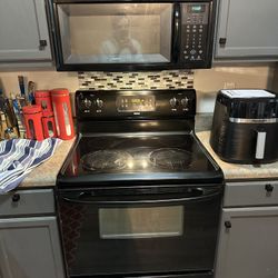 Stove And Microwave Combo Set 