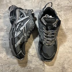 Balenciaga Runners Sneakers Men’s 9