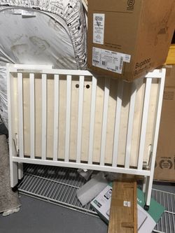 Mini Crib