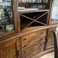 China Hutch With Matching Table And Chairs 