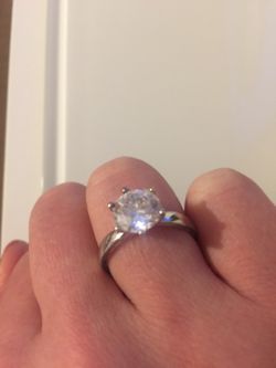 Silver diamond ring-size 9