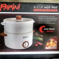 6 Cup HOT POT- Brand New In Box