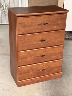4-Drawer Espresso Brown Dresser with Safety Lock Drawers – Excellent Condition