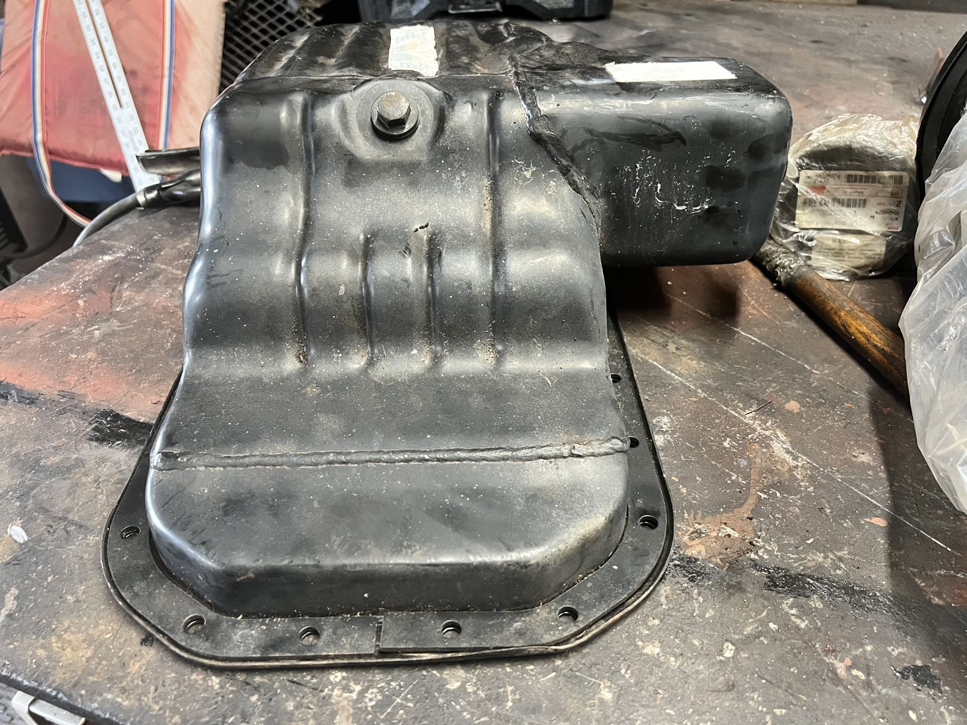 Isuzu Oil Pan