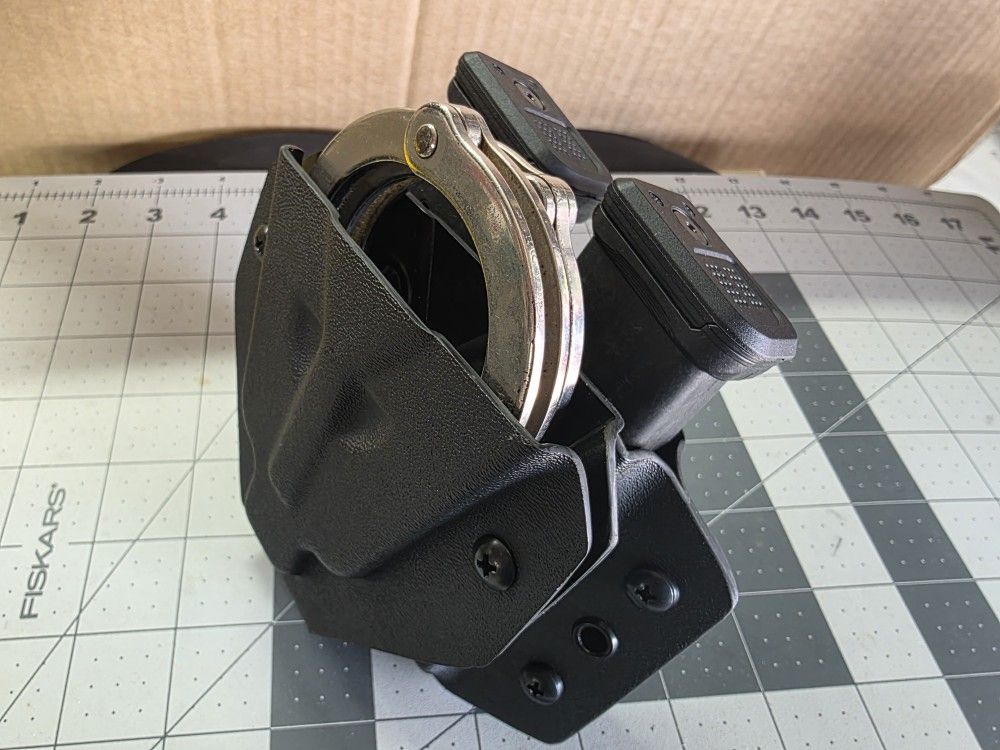Handcuff/glock Double Stack Holster