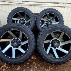 20” Luxx HD Rims With All Terrain Tires 