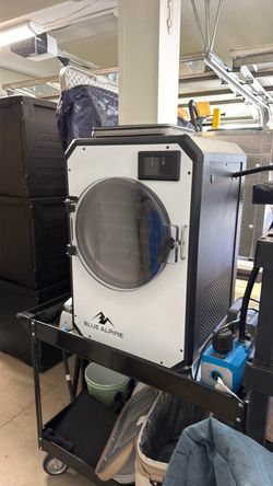 Blue Alpine Freeze Dryer