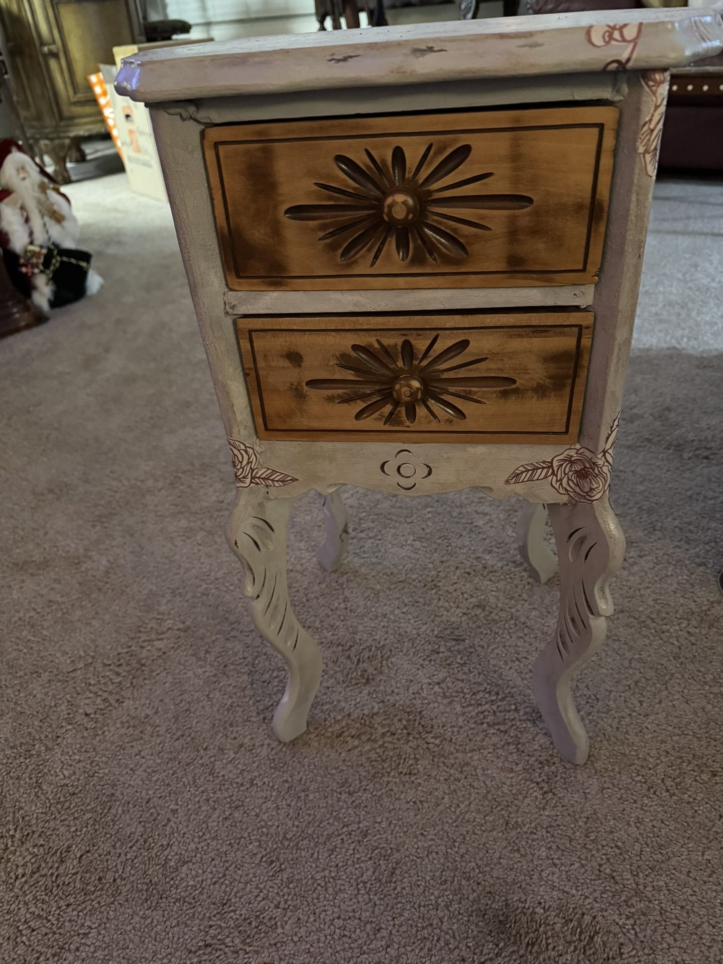 Cute Table W/ 2 Drawers 