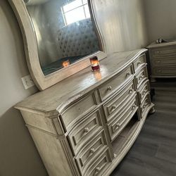 King bedroom set