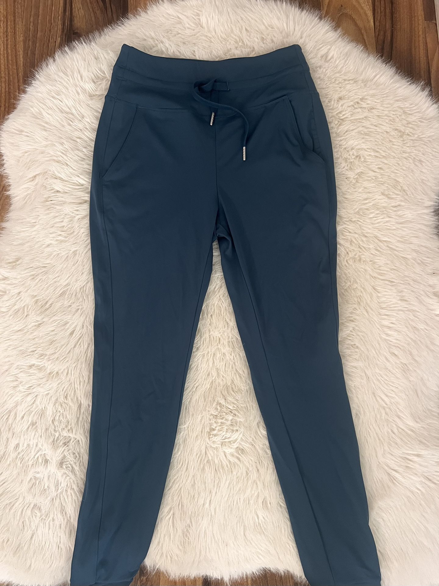 Halara Joggers-NWT