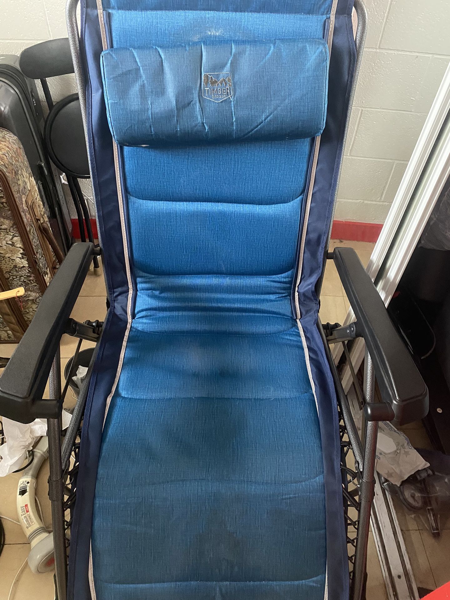 TIMBER RIDGE Zero Gravity Chair Oversized Recliner 350lbs Capacity Patio Lounge Chair Padded Lawn Chair with Headrest XXL for Outdoor, Camping, Patio,