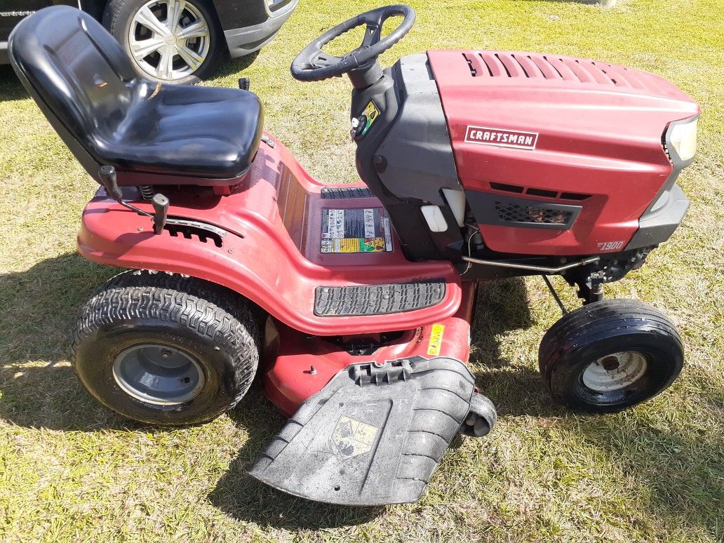 Craftsman T1900 Series Riding Mower