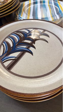 40$ for all Vintage plates/bowls