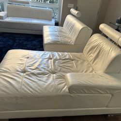 White Leather Sectional Couch (3 pieces) Left-sided chaise