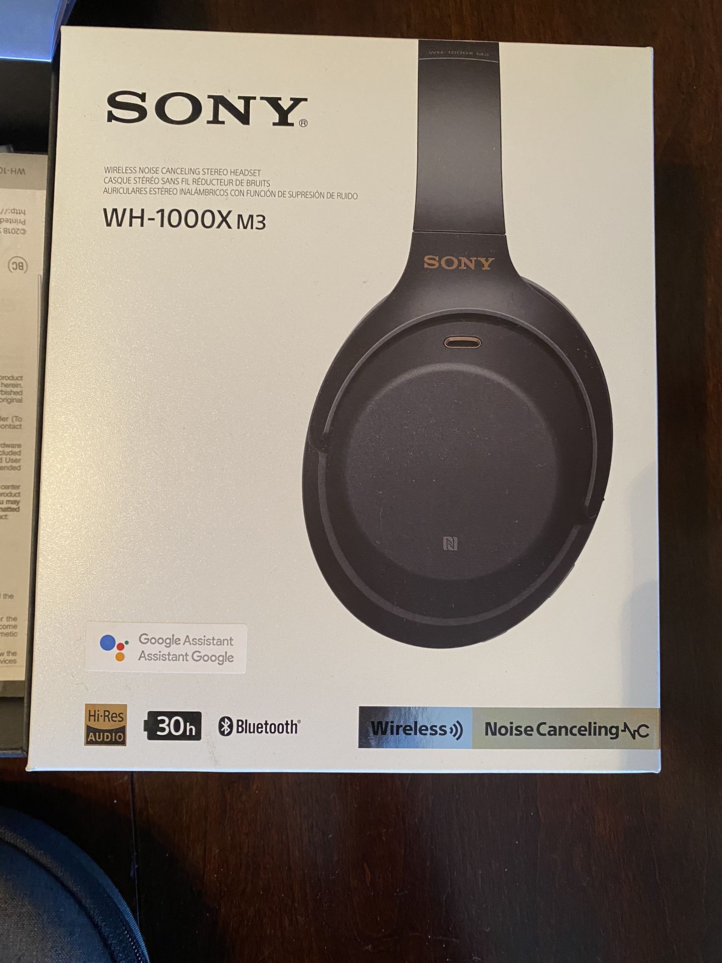 Sony WH1000XM3 Wireless Industry Leading Noise Canceling Over Ear Headphones, Black (WH-1000XM3