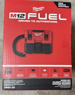 Milwaukee M12 FUEL 12-Volt Lithium-Ion Cordless 1.6 Gal. Wet/Dry Vacuum (Vacuum-Only) 0960-20