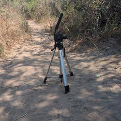 Vivitar VPT-360 Tripod