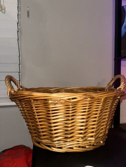 Woven Basket 