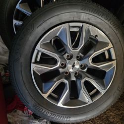 20" CHEVY SILVERADO TAHOE SUBURBAN WHEELS & TIRES 