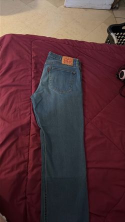 Levi jeans