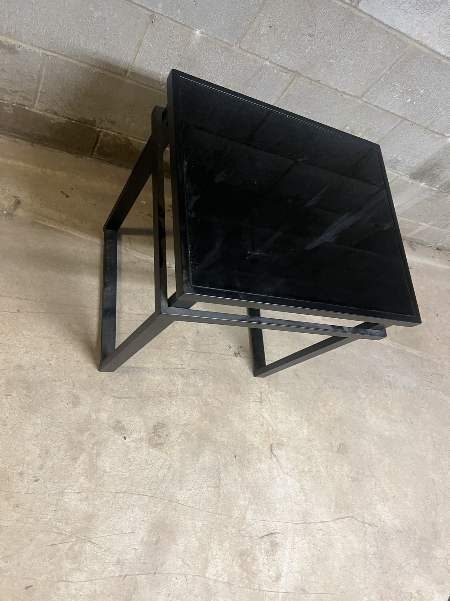 Metal Table Glass Top Asking For $25 