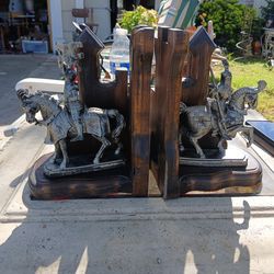 Harry Potter Wizard Chess Knights Bookends The Noble Collection n