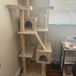 Cat tree House 
